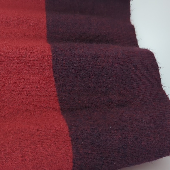 FINAL SALE 🌿COLOR BLOCK SWEATER🌿 - Picture 3 of 6